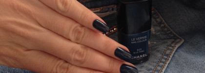 Chanel Le Vernis  nail colour #553 "Blue Rebel"-или снова о синем