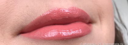 Мое видение Shiseido Lacquerink LipShine 312 «Electro Peach» & Minimalist WippedPowder Blush «01 Sonoya»