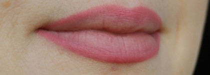 Любителям карандашей для губ посвящается