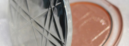 Время сиять с Dior Diorskin nude Luminizer, оттенок 05 «Rose Glow - Розоватое сияние»