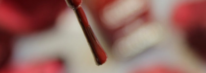 Моя многолетняя любовь - лак Chanel nail colour Rouge Noir #18