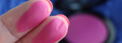 Яркие, но абсолютно ручные румяна IsaDora Perfect blush 08 «Purple Rose”