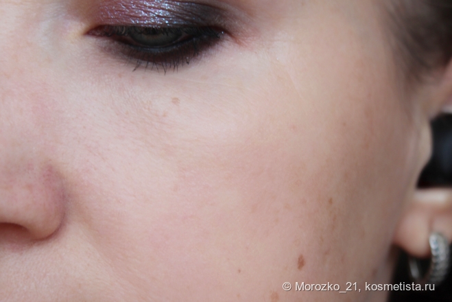 Яркие, но абсолютно ручные румяна IsaDora Perfect blush 08 «Purple Rose”