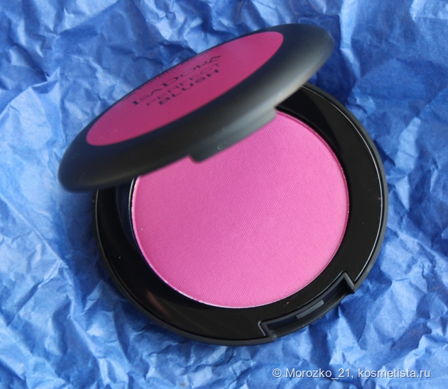 Яркие, но абсолютно ручные румяна IsaDora Perfect blush 08 «Purple Rose”