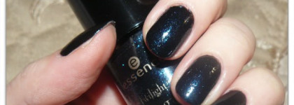 Nail Polish "Twilight Breaking Dawn Collection" от "Essence" (№ 01, "jacobs protection")