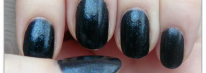 Nail Polish "Twilight Breaking Dawn Collection" от "Essence" (№ 01, "jacobs protection")