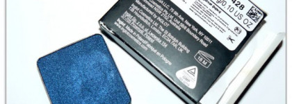 Потрясающий синий от "Inglot" (eye shadow pearl square 428)