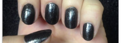 Лак для ногтей Nail Polish "Twilight Breaking Dawn Collection" от "Essence" (№ 04, "edwards love")