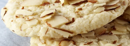 «Если у них нет хлеба, пусть едят пирожные!» или Bois Farine от L'artisan Parfumeur