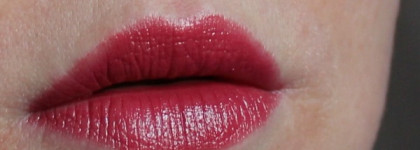 Первая за несколько лет - Lumene Wild Rose Moistlipstick #60 Full Moon (Taysikuu) Увлажняющая помада Lumene Wild Rose Spf15