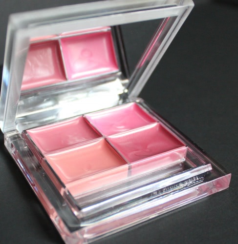 С Рождеством! Рождественский набор TheFaceShop - Holiday Love Edition My Dearest Winter Friends Face it Make Up Kit