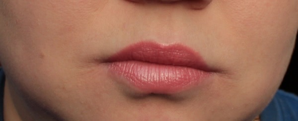 Clarins Rouge Eclat Satin Finish Age-Defying Lipstick в оттенках 01,02,03,04,06