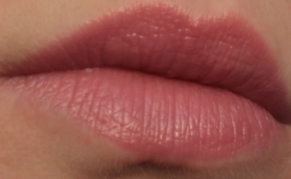 Clarins Rouge Eclat Satin Finish Age-Defying Lipstick в оттенках 01,02,03,04,06