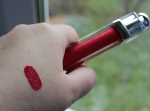 Блеск и карандаш. Dior addict gloss Iconic red №856 и Max Factor Colour Elixir Lip Liner №10 Red Rush