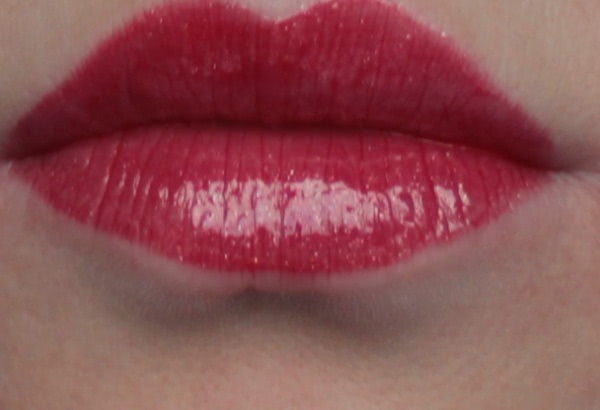 Блеск и карандаш. Dior addict gloss Iconic red №856 и Max Factor Colour Elixir Lip Liner №10 Red Rush