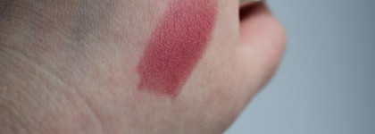 Странная гостья - Clinique High Impact Lip Colour SPF 15 №19 Extreme Pink