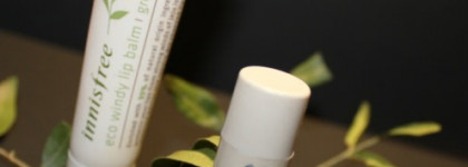 Два бальзама для губ - Innisfree Eco windy lip balm Green Tea и Crabtree&Evelyn Jojoba Oil Lip Balm
