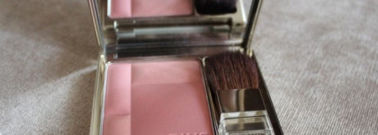 Мои сложные румяна Clarins Blush Prodige Illumination Cheek Colour №08 Sweet Rose Компактные румяна