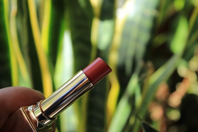 Clarins Rouge Eclat Satin Finish Age-Defying Lipstick в оттенке №08 Coral Pink