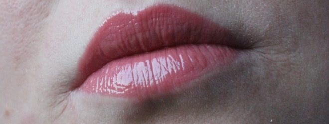 Блеск для губ Divage Plumping Vinyl Gloss в оттенке 3207 п.2602