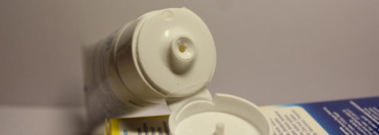 Scholl Восстанавливающий крем для потрескавшейся кожи пяток Active Repair K+. Проблема трещин на пятках решена