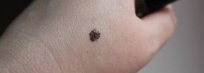 Тушь для бровей Essence Make me brow Eyebrow gel mascara в оттенке 02 browny brows