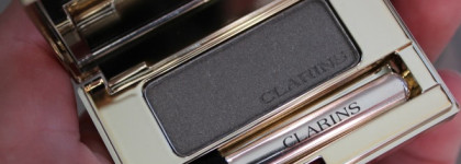 Моно тени Clarins - Clarins Ombre Mineral Eyeshadow Smoothing & Long-Lasting в оттенках №№ 11 Silver Green, 13 Dark Chocolate, 17 Smoky plum