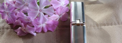 Очень торжественная L'Oreal Color Riche 364 Place Vendome