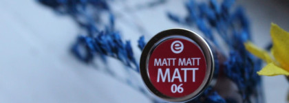 Essence губная помада matt matt matt lipstick №06 Kiss me if you can