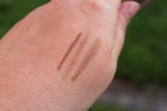 Карандаш для бровей Essence Eyebrow designer №05 Soft Blonde