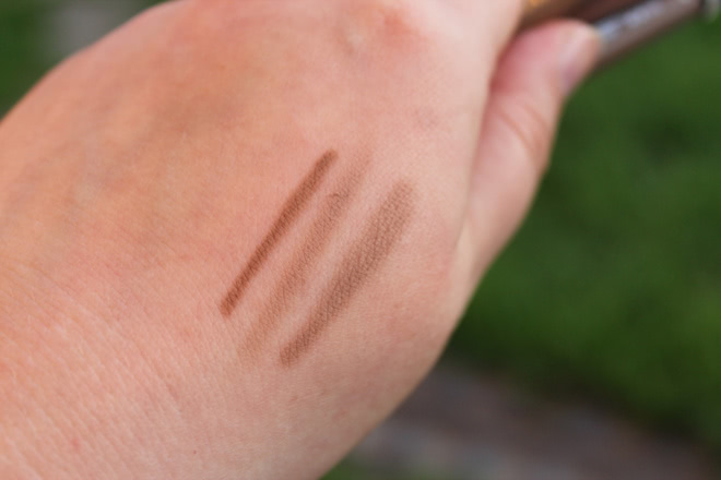 Карандаш для бровей Essence Eyebrow designer №05 Soft Blonde