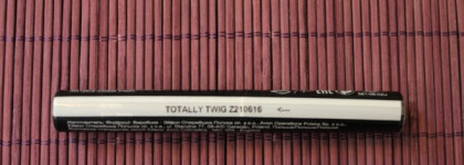 Четыре помады Avon - открывая что-то новое для себя