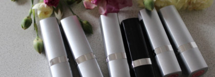 Продолжение и окончание плотного знакомства с помадами Avon