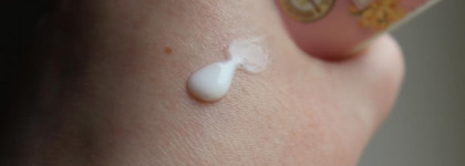 Рецепты Бабушки Агафьи Сыворотка для век Продление молодости Родиола розовая +5 чистых экстрактов арктических растений, ягодные аминокислоты. 35-50 лет