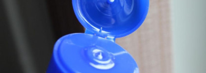 Novosvit Pharma + Beauty Бальзам для огрубевшей кожи ступней ног от трещин и потертостей Ухоженные ноги