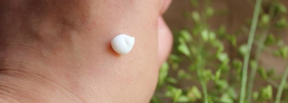 Avon Naturals Body Care Увлажняющий крем для рук Ароматная ваниль