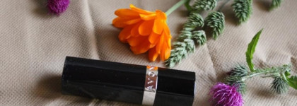 Avon True colour lipstick Latte