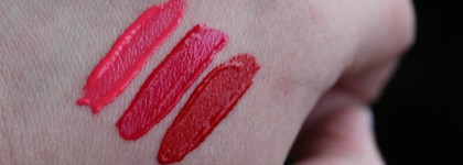 Помады Maybelline Vivid Matte Liquid by Color Sensational в оттенках №20 Coral Courage, № 30 Fuchsia Ecstasy, № 35 Rebel Red