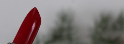 Max Factor Colour Elixir Lipstick в оттенке №840 Cherry Kiss и №715 Ruby Tuesday