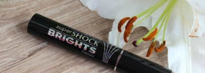 Avon SuperShock Brights mascara в оттенке Emerald