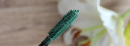 Avon SuperShock Brights mascara в оттенке Emerald