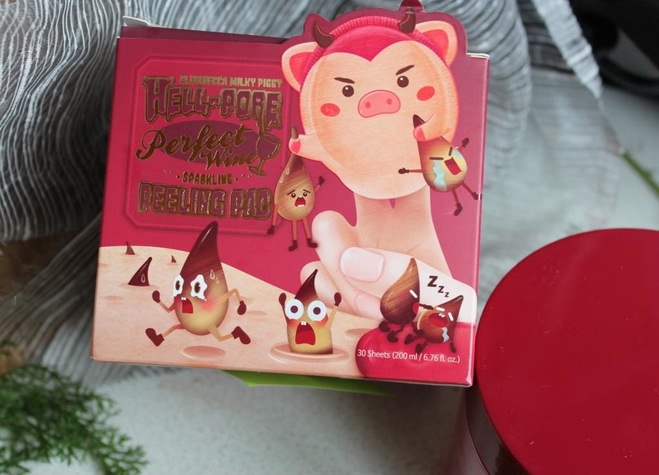 Elizavecca Milky Piggy Hell-Pore Perfect Wine Sparkling Peeling Pad
