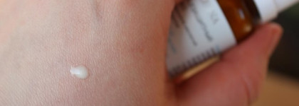 Kleona Солнцезащитный флюид с гиалуроновой кислотой и D-пантенолом. Spf15