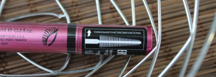 Vivienne Sabo Regard Coquette Volume Mascara Объемная тушь для ресниц в черном цвете