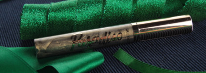 Relouis Paradiso Sparkle Color Eyeliner в оттенке 02 Tapenade