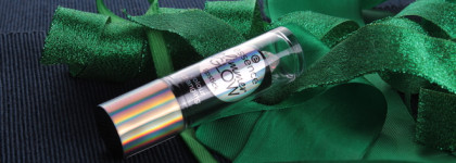 Космос с Essence Glimmer Glow Lipstick Colour Changing