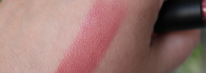 Идеальная помада за 142 рубля - возможно ли? Essence губная помада Ultra Last Instant Colour Lipstick №08 Eternal Beauty