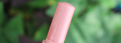 Маленькая, но очень симпатичная штучка - Essence Fruit kiss Caring lip balm 01 Raspberry Dream