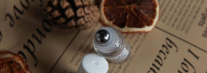 Essence After Shape Brow Roller Охлаждающий роллер для бровей