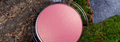 Catrice Cheek Lover Oil-Infused Blush 010 Blooming Hibiscus для долгих летних вечеров